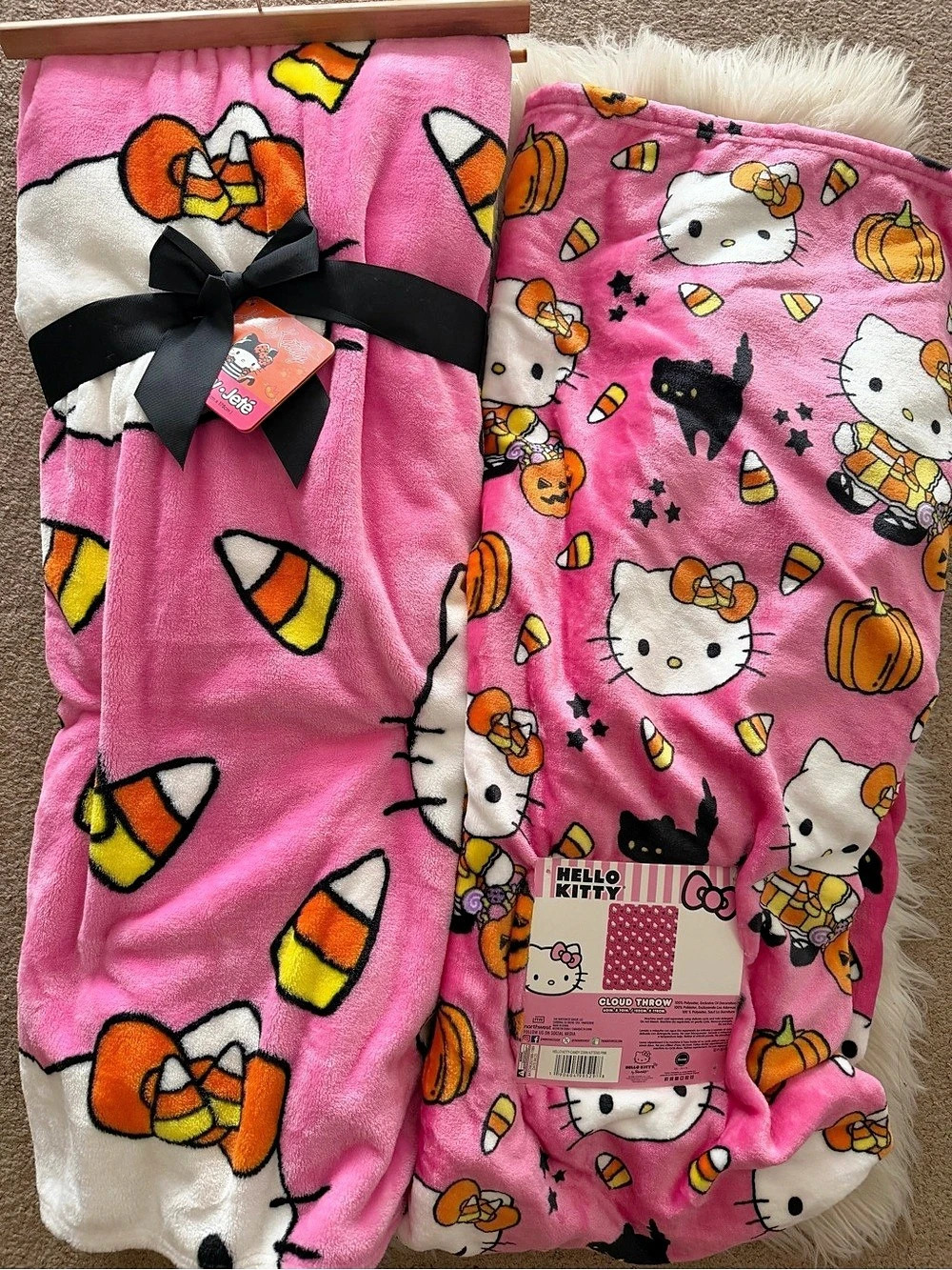 Hello Kitty Cloud Throw Pink Halloween Throw NWT